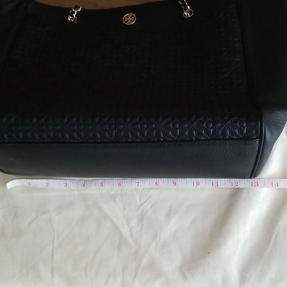 nwt Tory Burch Bryant East West Large Quilted Leather Tote